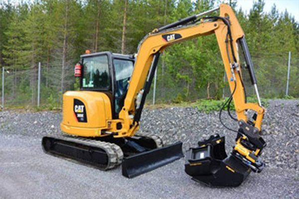 Excavator 305E (2013)