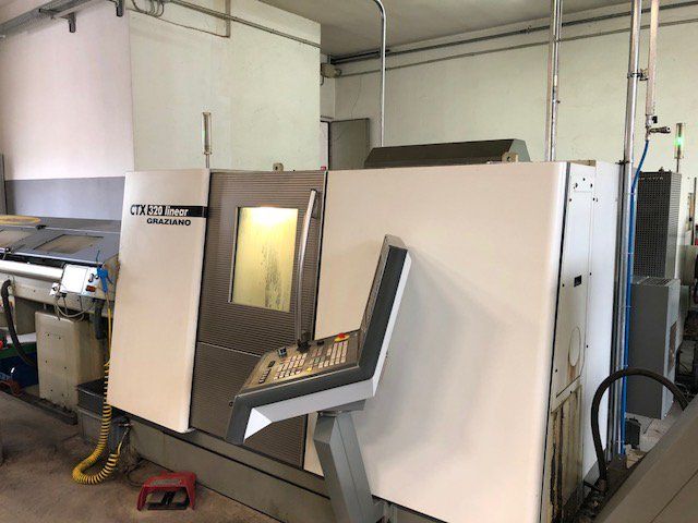 Macchinario per la tornitura dei metalli