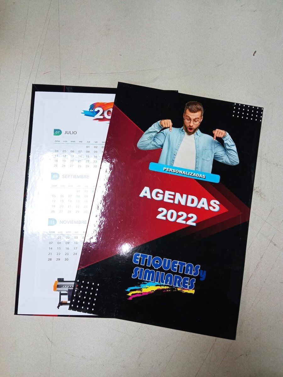 Etiquetas y similares