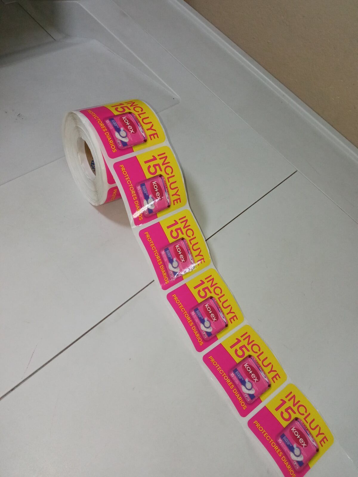 Etiquetas y Similares