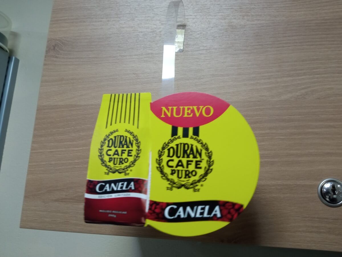 Etiquetas y similares