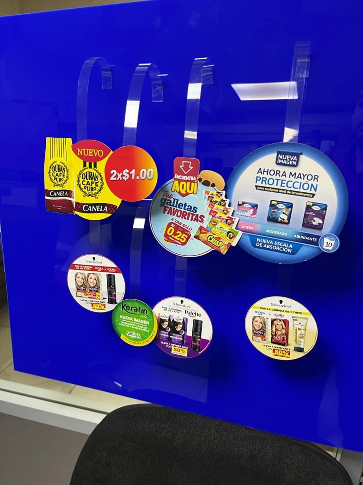 Etiquetas y similares