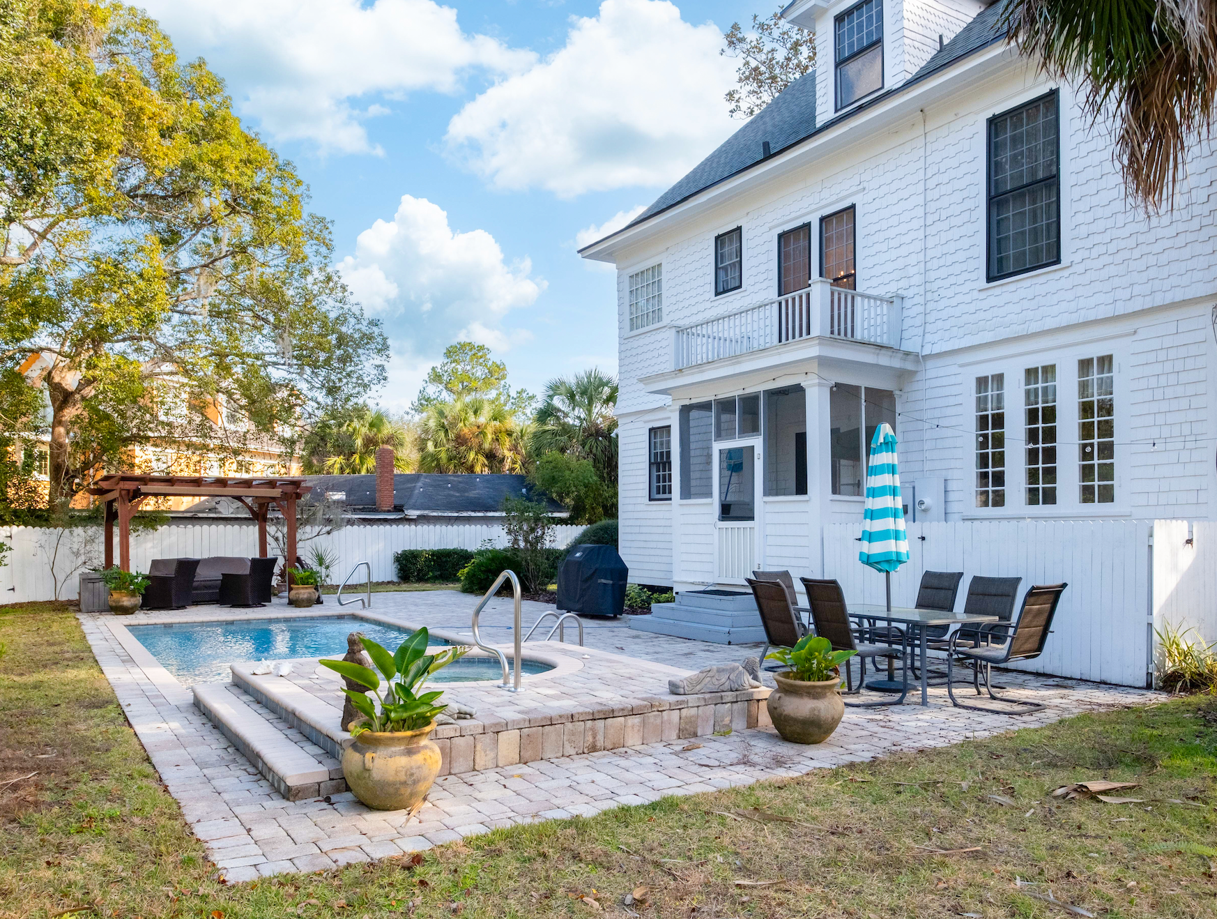 Duckpond home in downtown Gainesville, FL which has a private pool. StayGainesville is the #1 AirBMB management company.