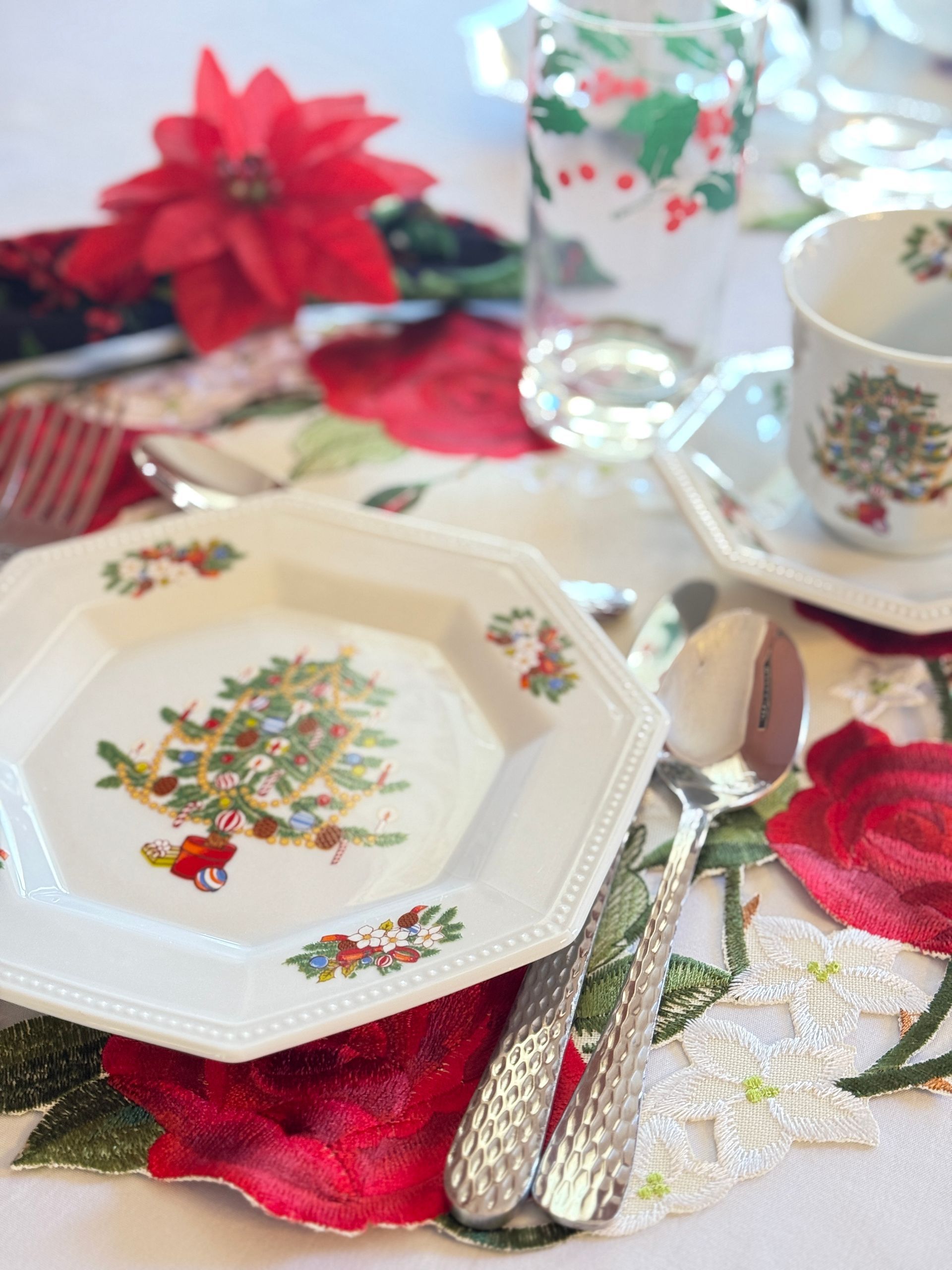 Christmas plates on the dining table at The Camellia Rose Inn