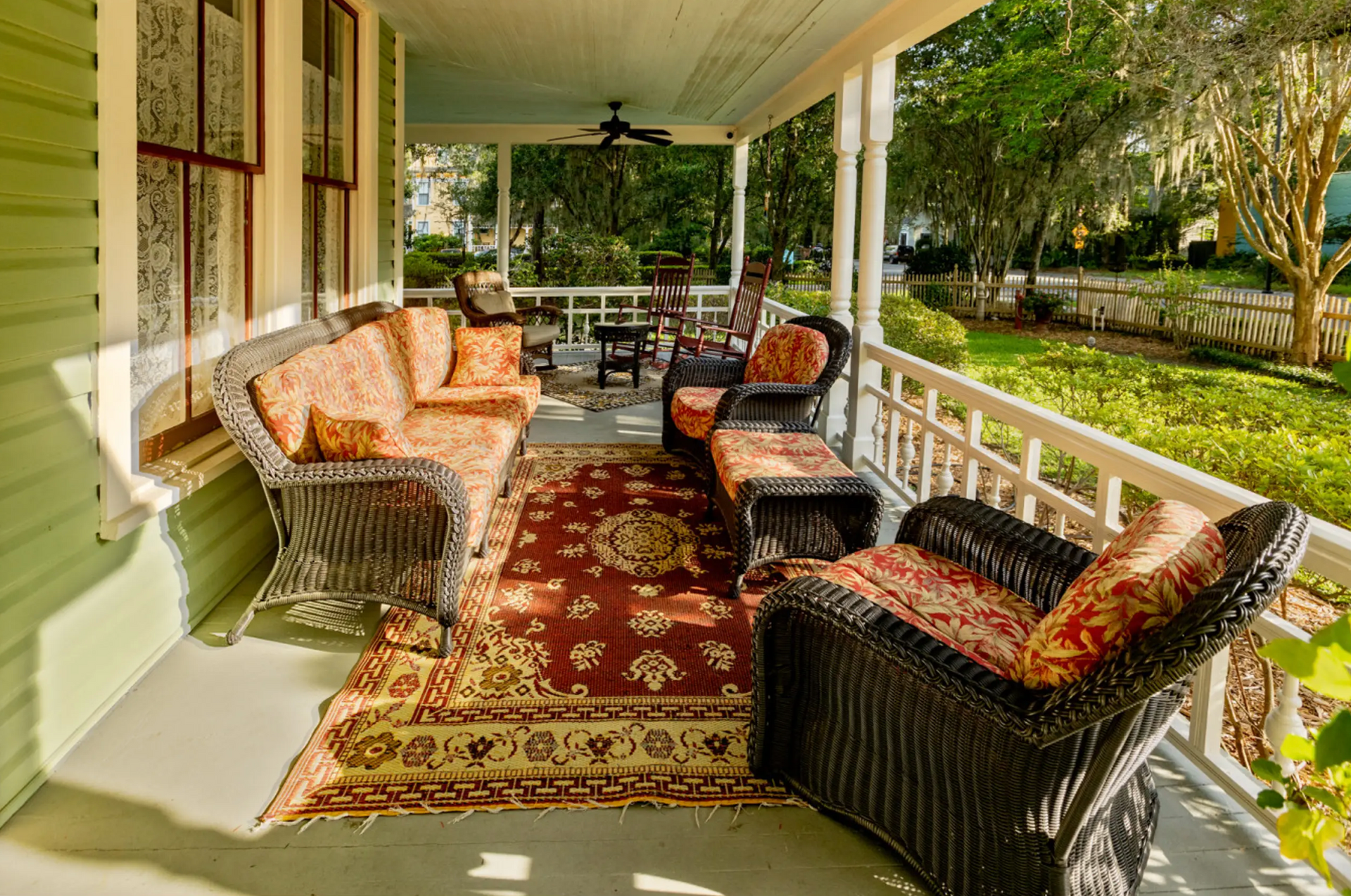 AirBNB homes with outdoor space