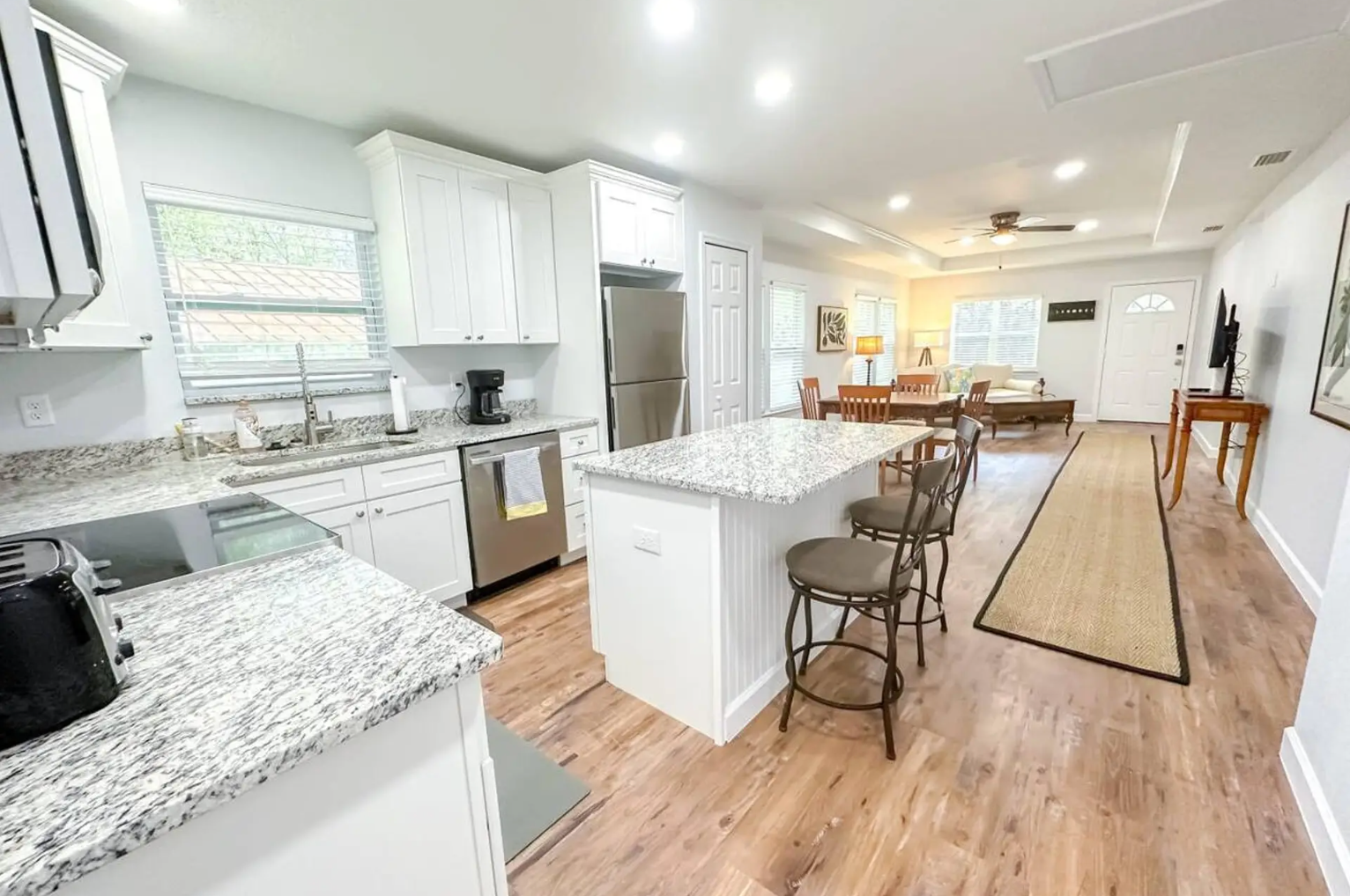 Comfortable Gainesville accommodations by StayGainesville