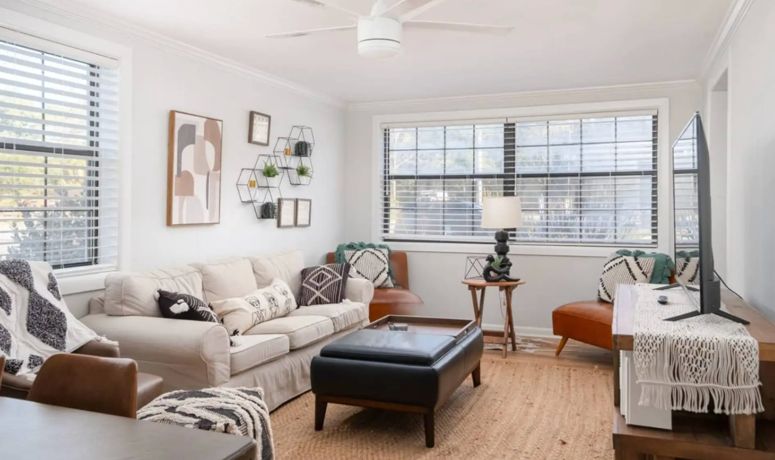 Comfortable Gainesville accommodations by StayGainesville