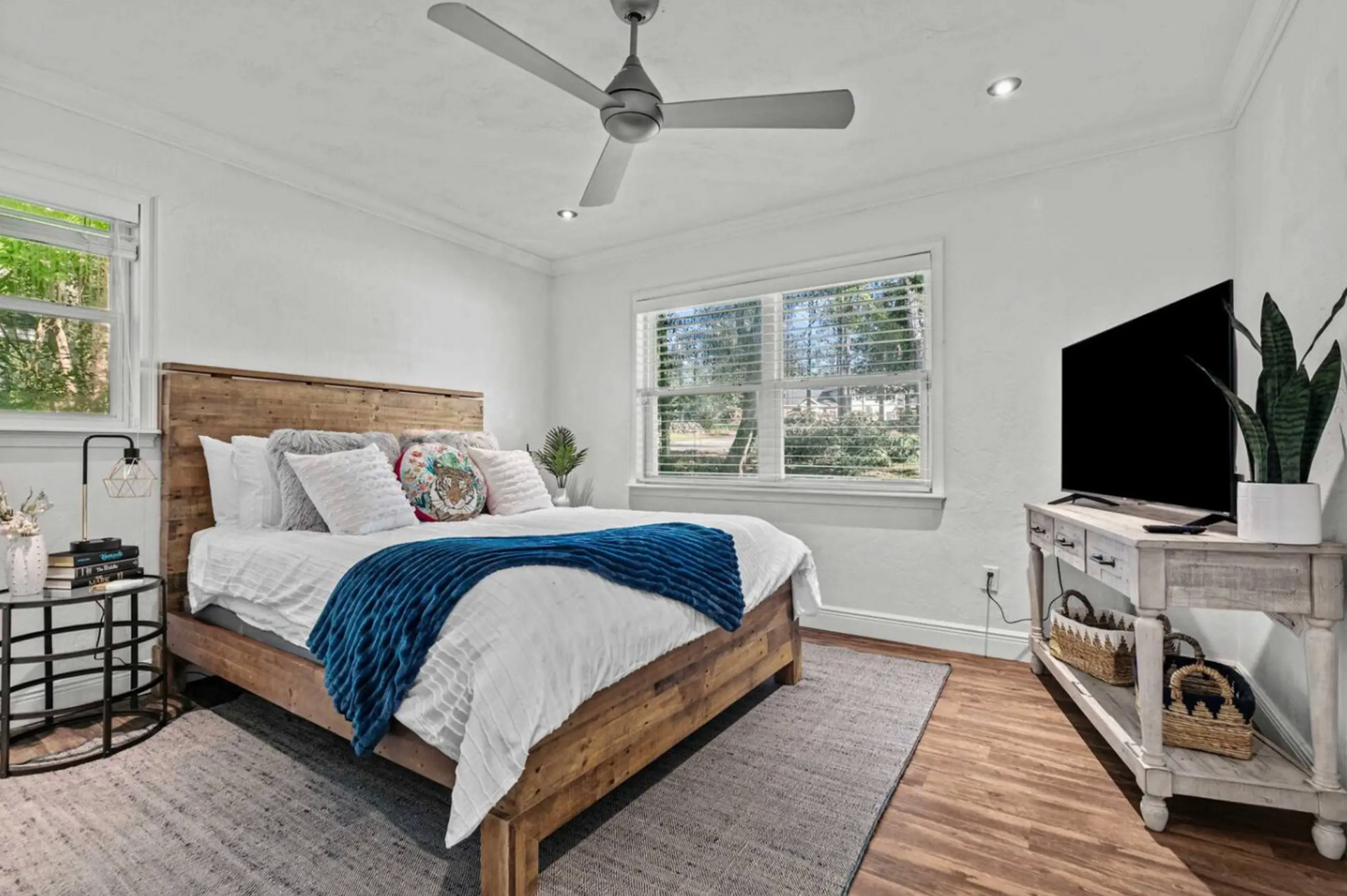 Comfortable Gainesville accommodations by StayGainesville