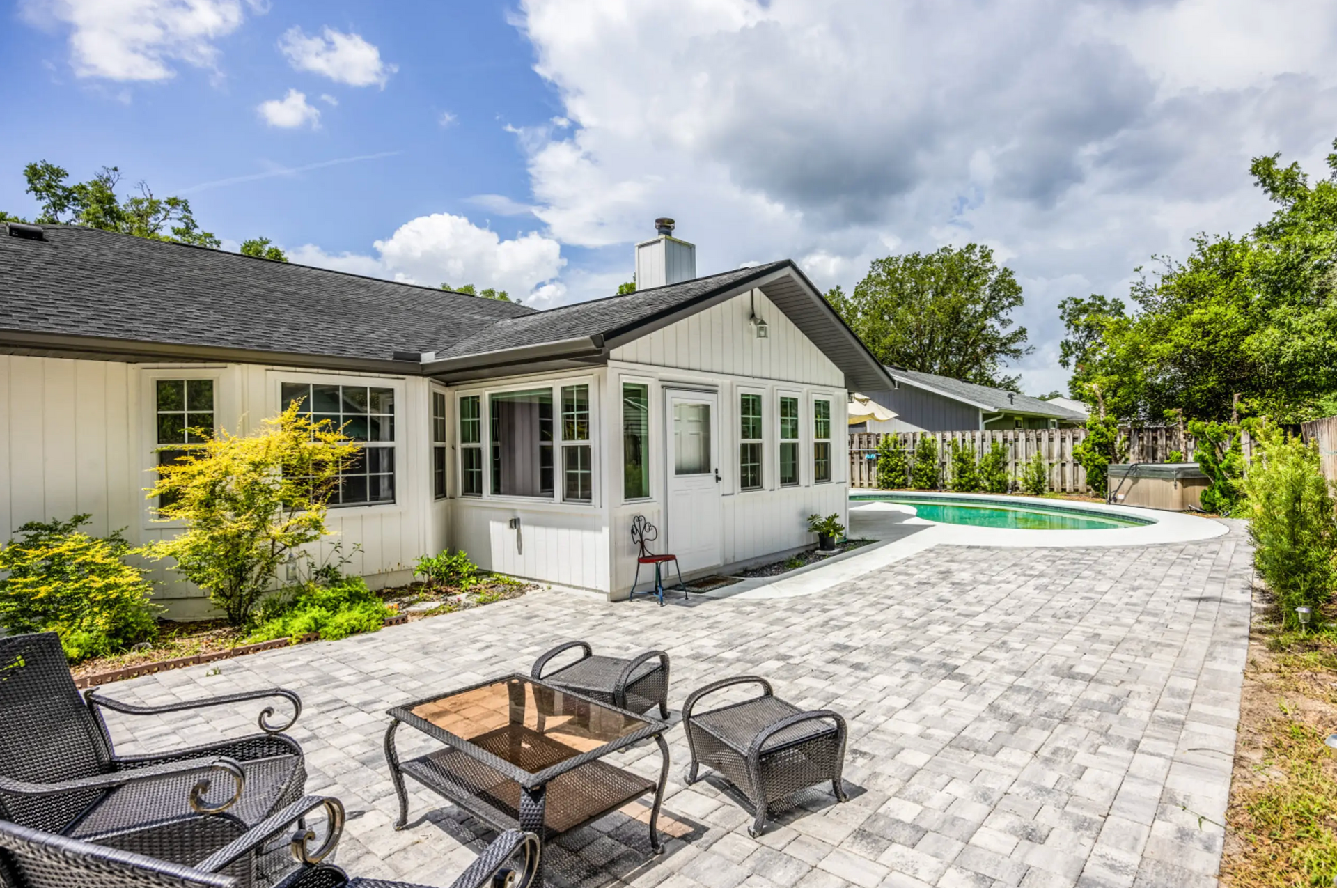 Comfortable Gainesville accommodations by StayGainesville