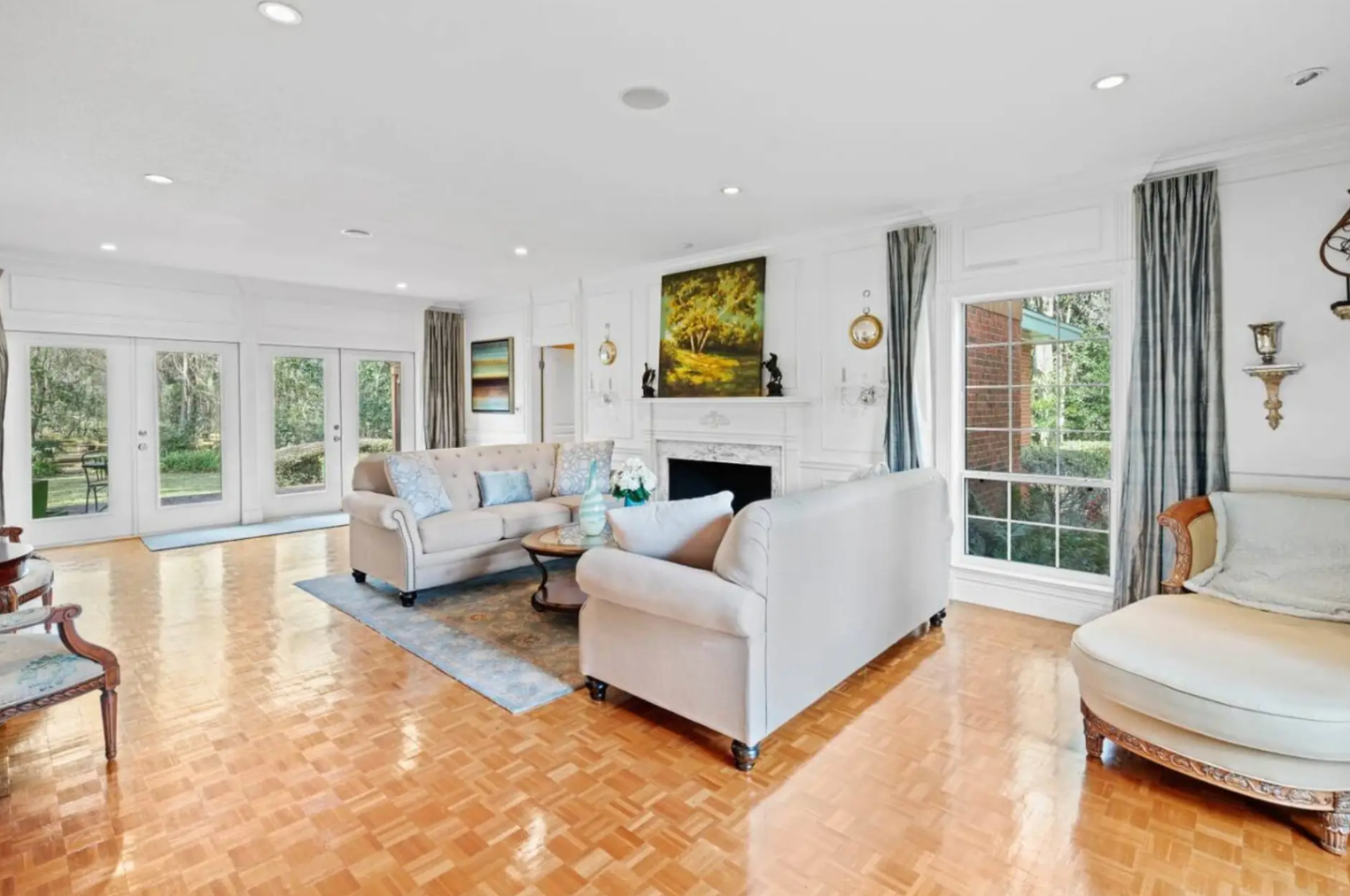 Comfortable Gainesville accommodations by StayGainesville