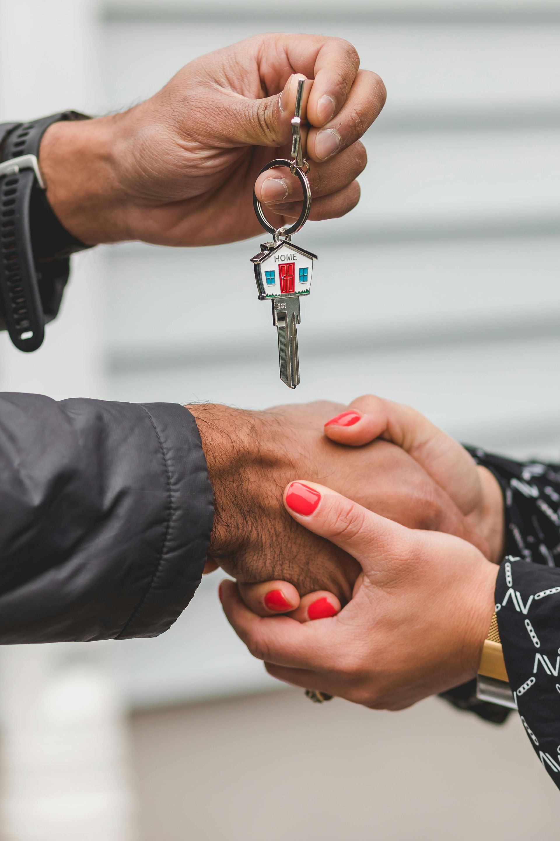 StayGainesville helps real estate agents / realtors with closings.