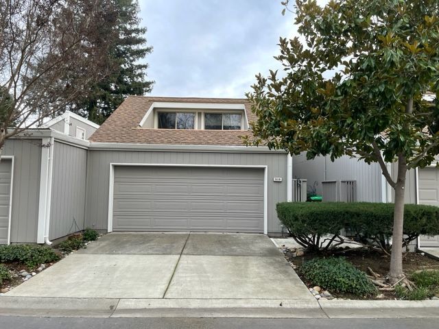 5119 Oakdale Ct., Pleasanton, CA 94588