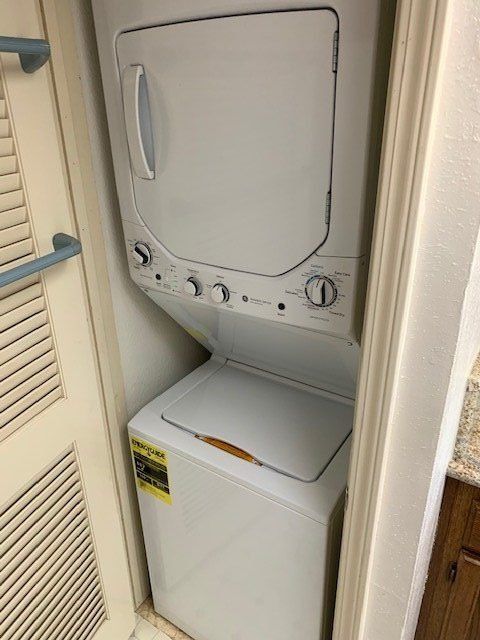 3346 Smoketree Common Gallery Images