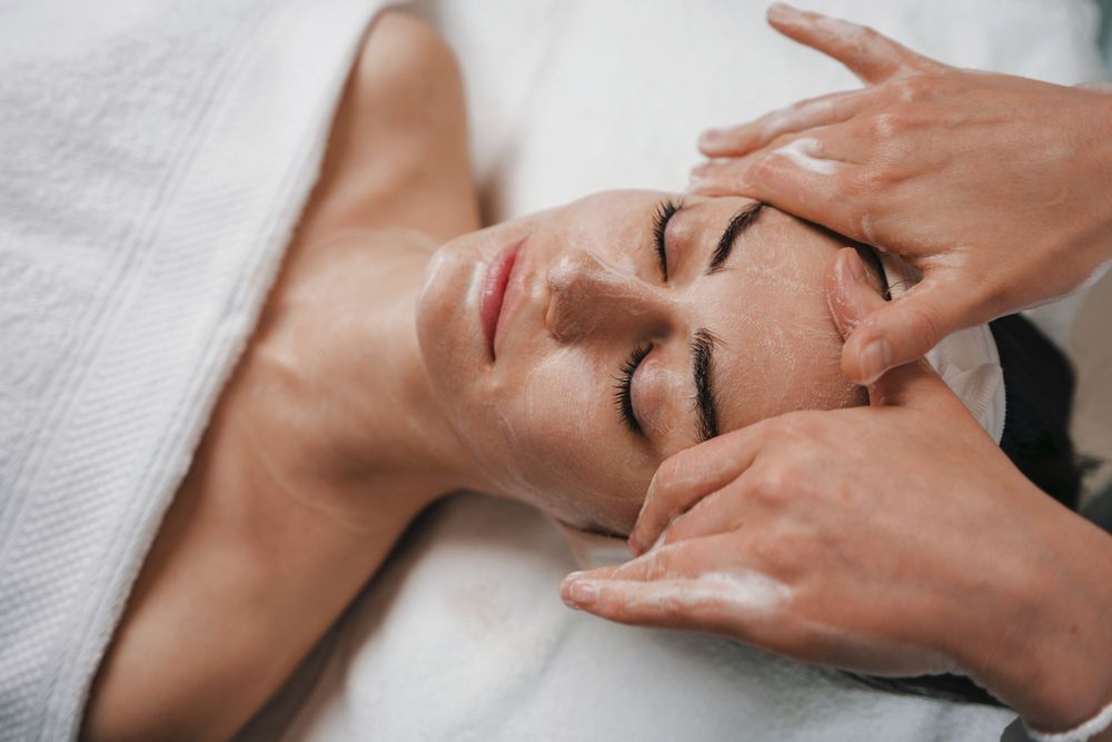 Drenaje Facial Linfático (Incluye limpieza facial)