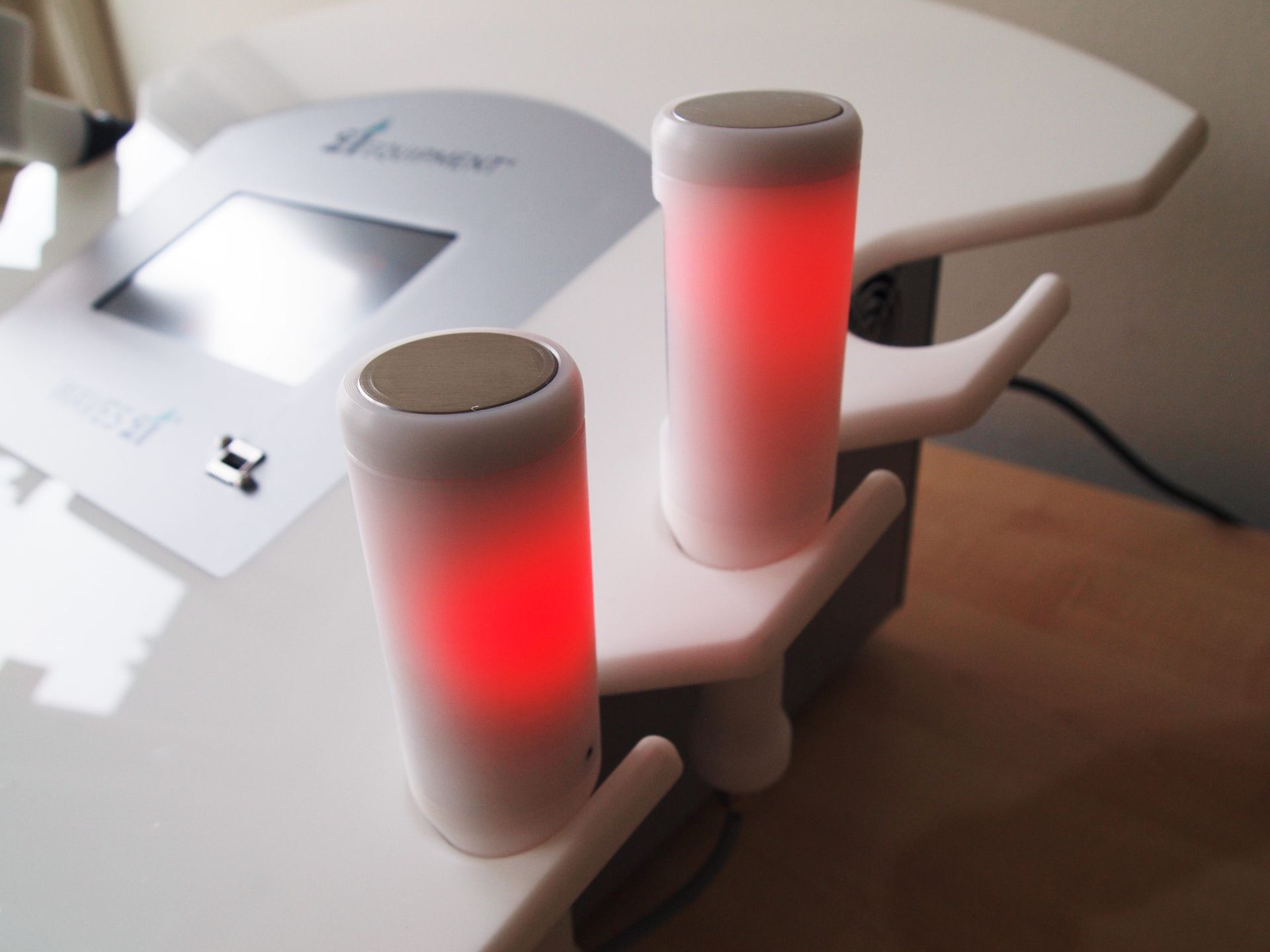 Waves 21 body therapy system showing intense red LED lights – designed for deep stimulation and recovery support.
