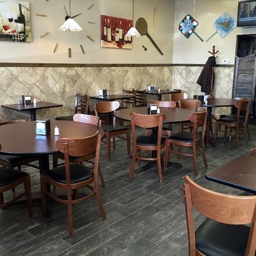 Italian restaurant dinning area - Pizza and sandwiches in Bridgewater NJ