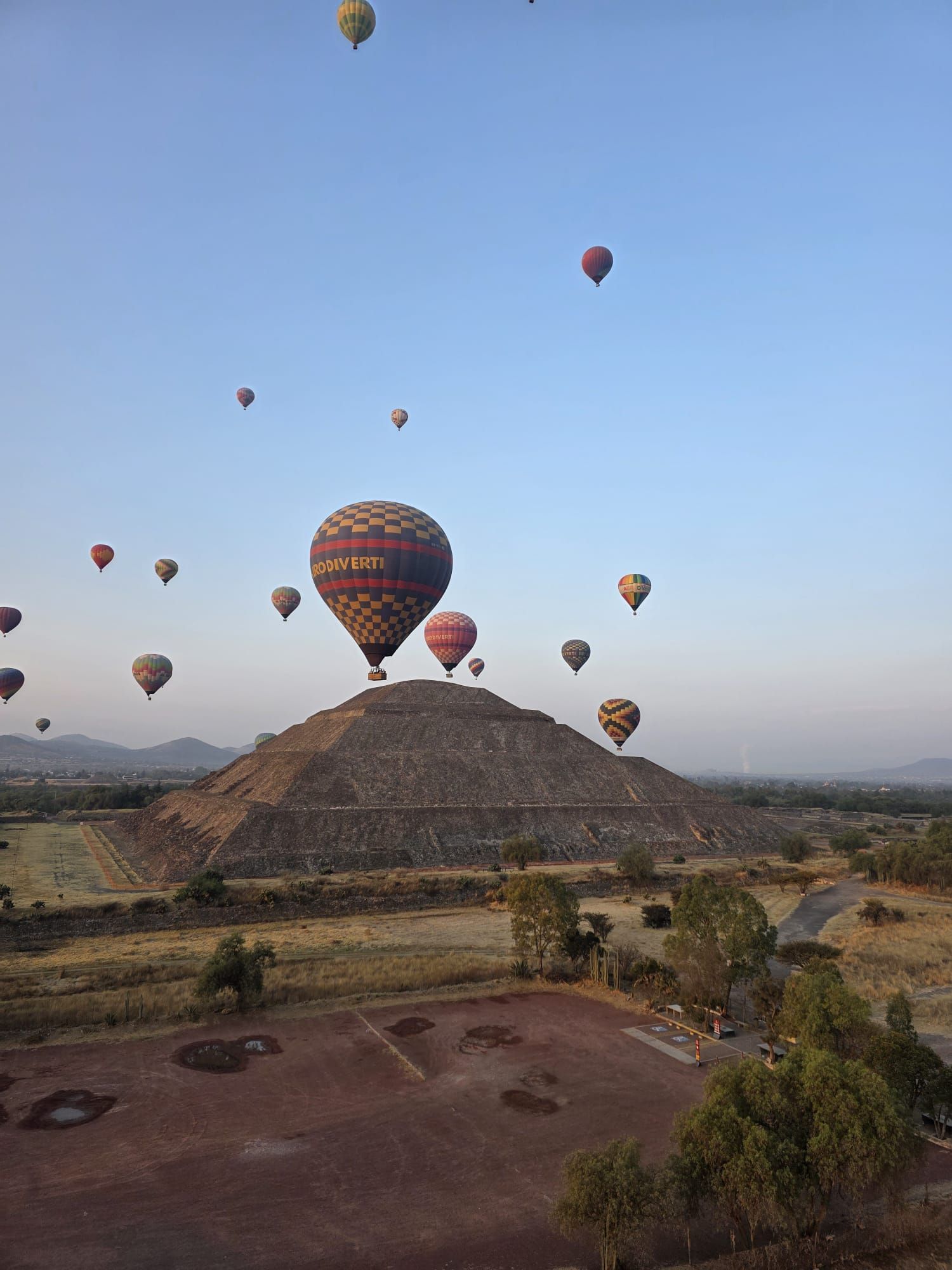 Hot Air Balloon Teotihuacan