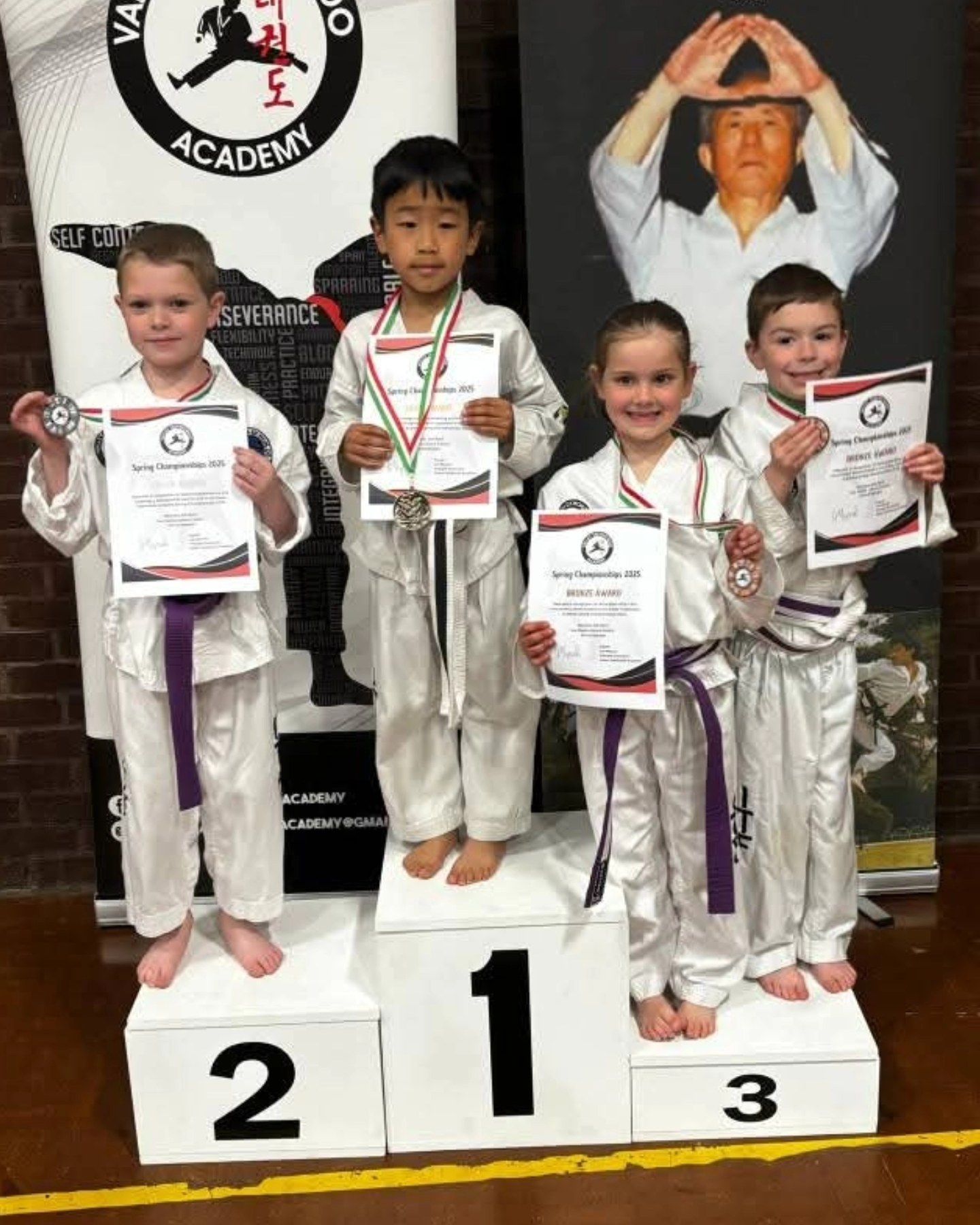 Nuneaton TKD students at the Valley Spring Championships 20205