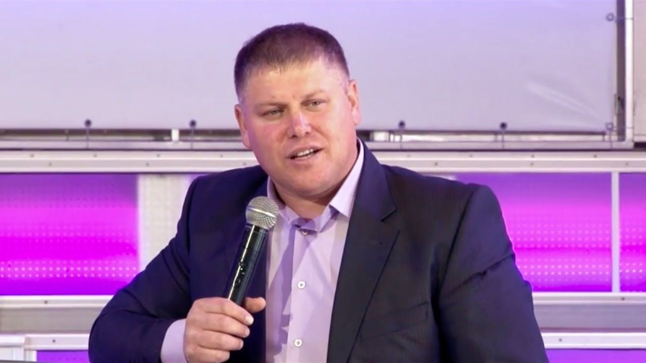 пастор томев