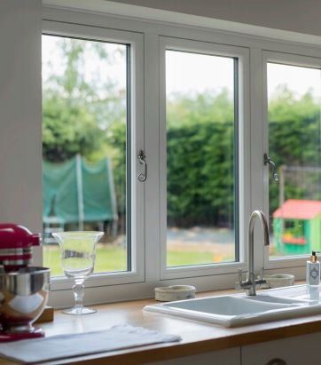 Gorgeous flush timber look windows | Grassmoor Glass