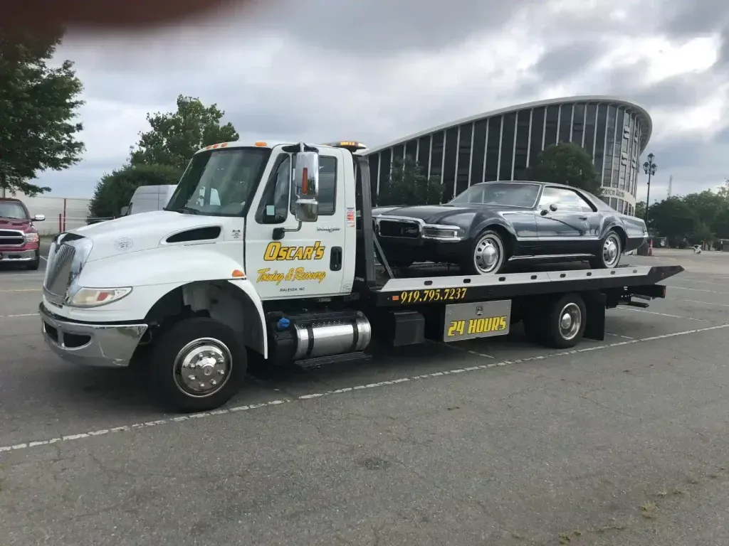24/7 Towing & Roadside Assistance in Raleigh