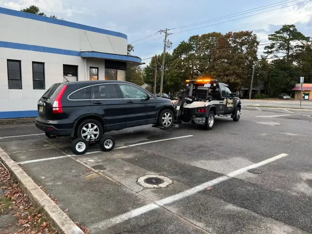 24/7 Towing & Roadside Assistance in Raleigh