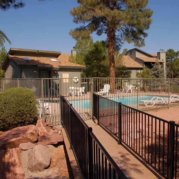 Forest Hills Condominiums Home Page