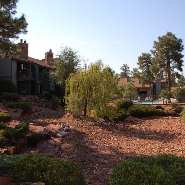 Forest Hills Condominiums Home Page