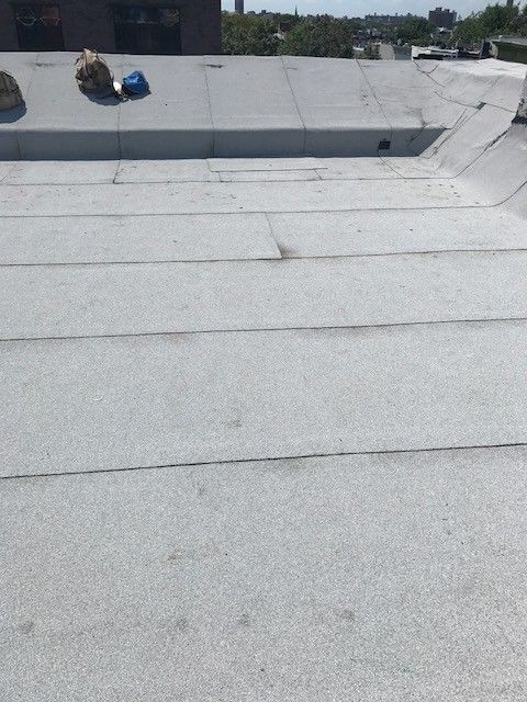 A roof with a lot of shingles on it