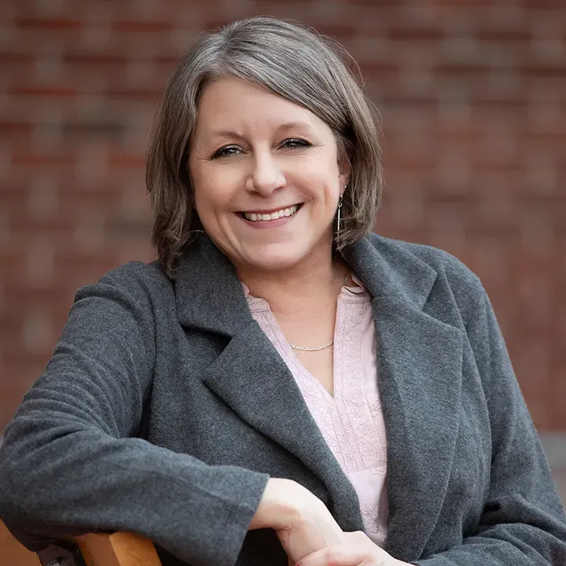 Sarah, Bankruptcy and Family Law Paralegal