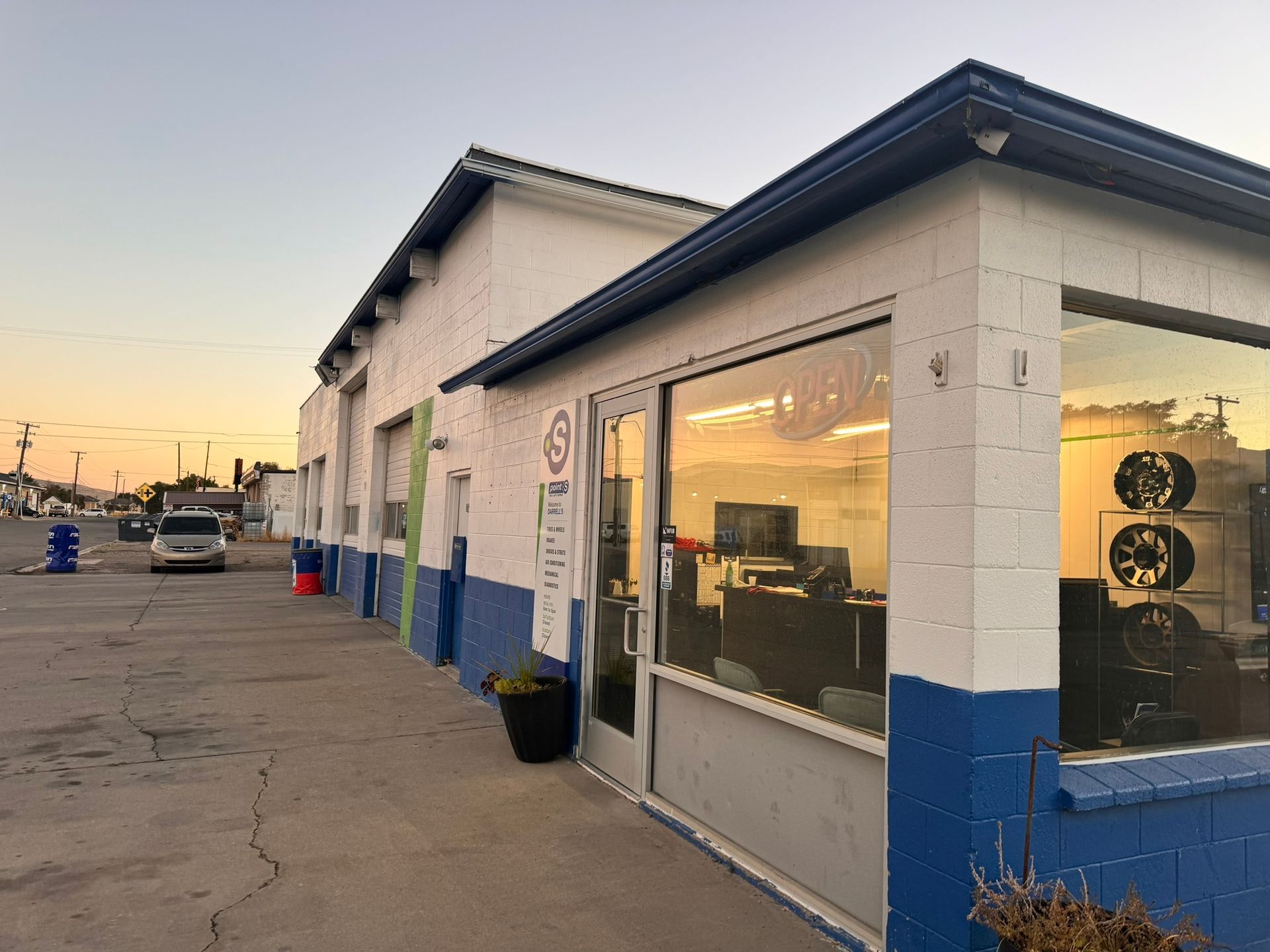 Shop Gallery Image | Darrell’s Point S Tire and Auto Service