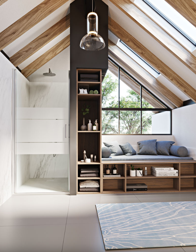 Bagno mansardato con doccia, soffitto rivestito in legno, panca sotto la finestra con cuscini e scaffalature alte sotto una moderna lampada a sospensione.
