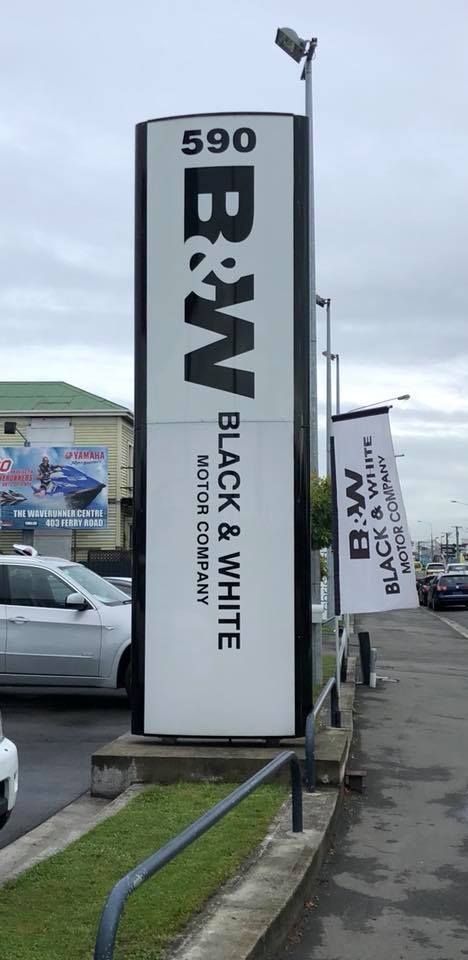 BandW signage by Transform Graphics