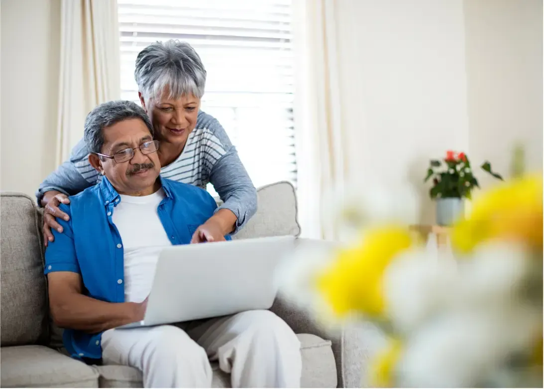 couple signing up for Medicare