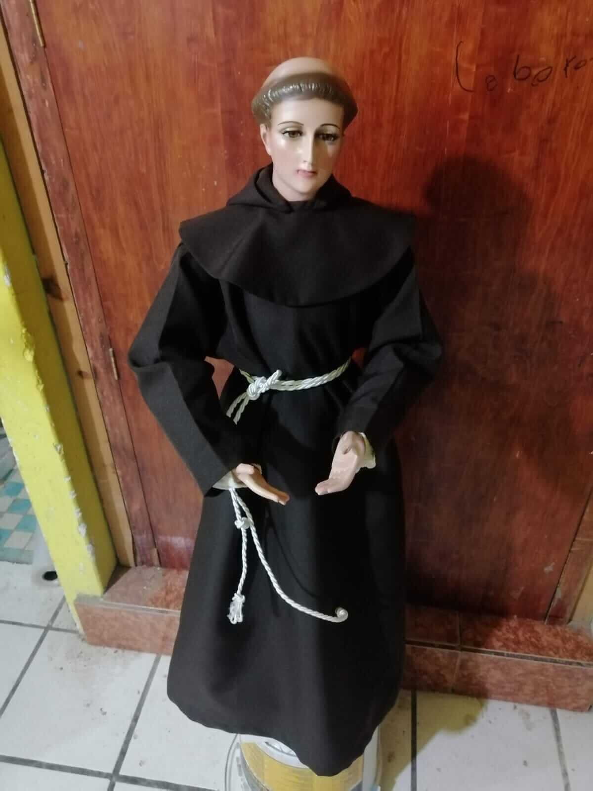 FABRICACIÓN DE CAMPANAS Y ARTÍCULOS RELIGIOSOS EL SEÑOR DE LA CAPILLA