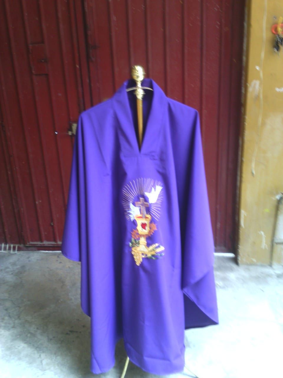 FABRICACIÓN DE CAMPANAS Y ARTÍCULOS RELIGIOSOS EL SEÑOR DE LA CAPILLA