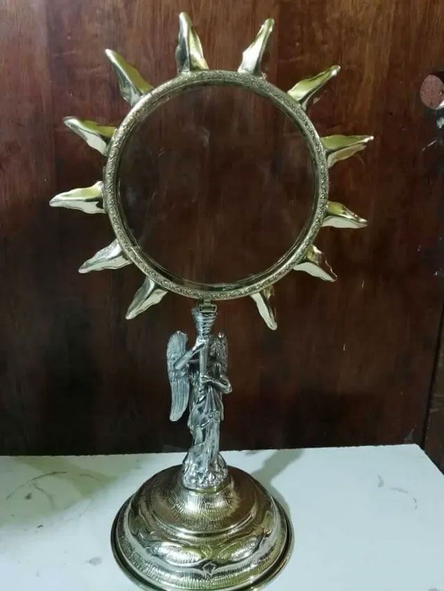 FABRICACIÓN DE CAMPANAS Y ARTÍCULOS RELIGIOSOS EL SEÑOR DE LA CAPILLA