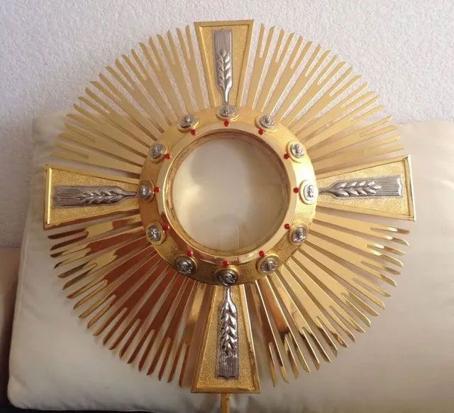 FABRICACIÓN DE CAMPANAS Y ARTÍCULOS RELIGIOSOS EL SEÑOR DE LA CAPILLA