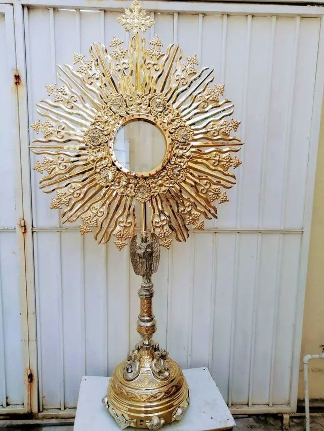 FABRICACIÓN DE CAMPANAS Y ARTÍCULOS RELIGIOSOS EL SEÑOR DE LA CAPILLA