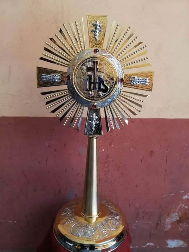 FABRICACIÓN DE CAMPANAS Y ARTÍCULOS RELIGIOSOS EL SEÑOR DE LA CAPILLA