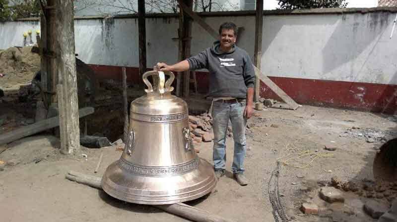 FABRICACIÓN DE CAMPANAS Y ARTÍCULOS RELIGIOSOS EL SEÑOR DE LA CAPILLA