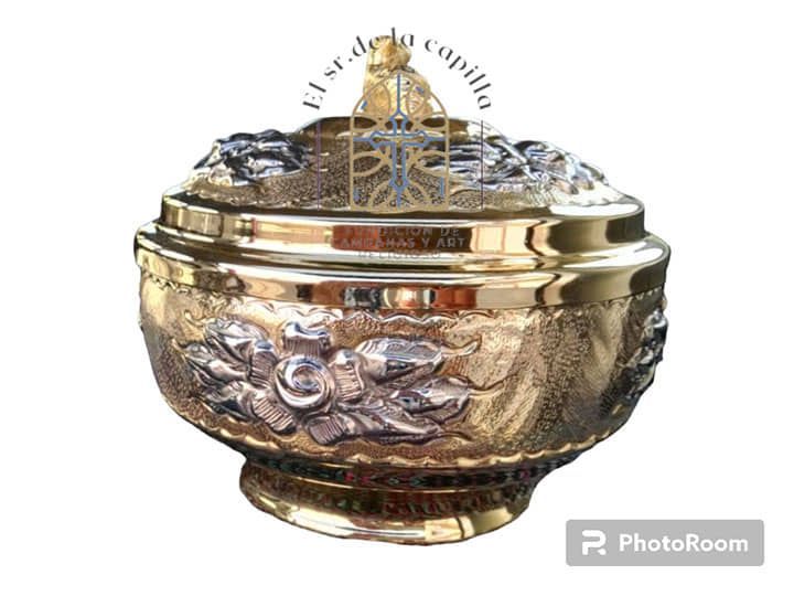 FABRICACIÓN DE CAMPANAS Y ARTÍCULOS RELIGIOSOS EL SEÑOR DE LA CAPILLA