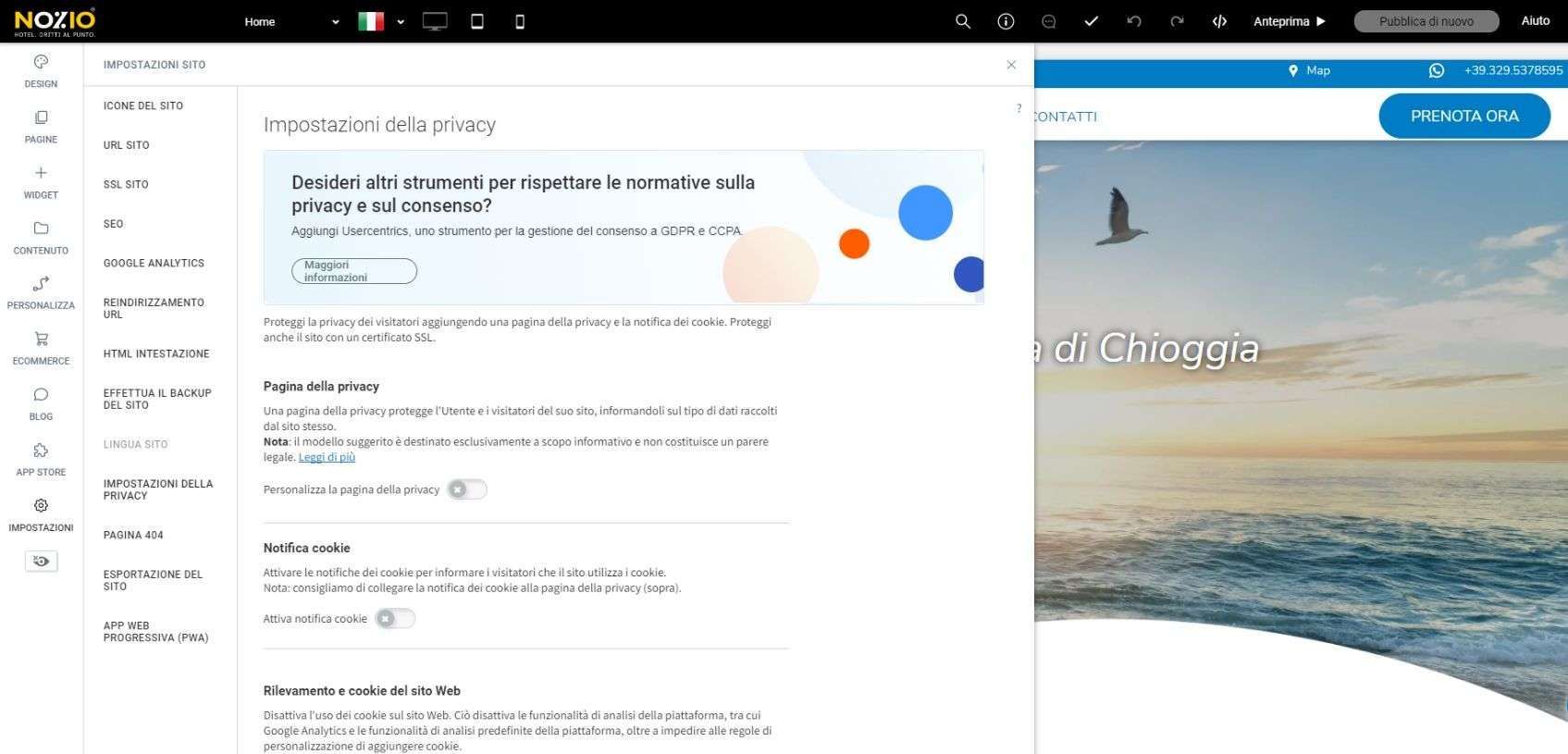 Screenshot di una pagina web con testo e interfaccia utente sulla sinistra, più un'immagine di una spiaggia sulla destra.