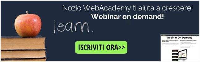 Sfondo blu scuro, testo 