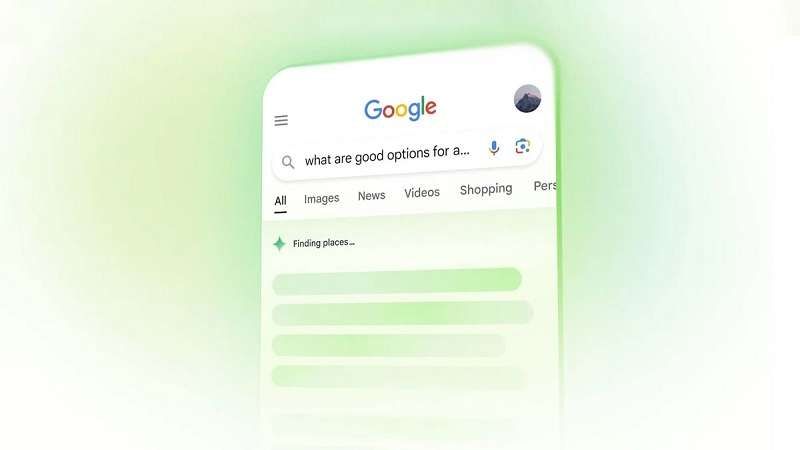 Schermo di uno smartphone che mostra i risultati della ricerca di Google