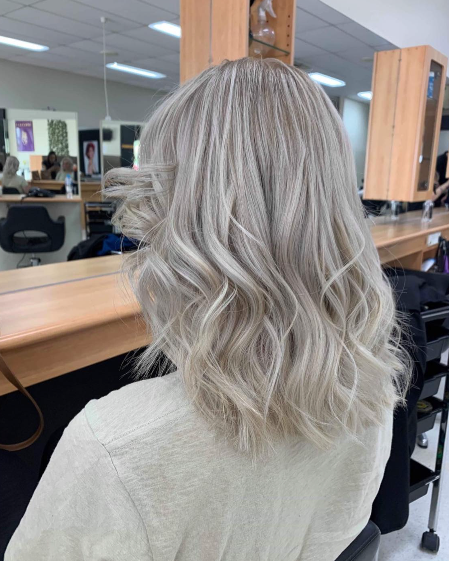 Beautiful Girl With Long Curly Blonde Hair - Salon in Ballarat, VIC