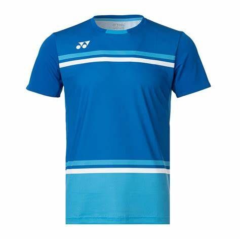 Een blauw t-shirt met witte strepen erop