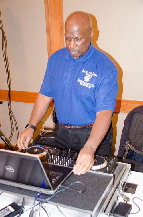 dj