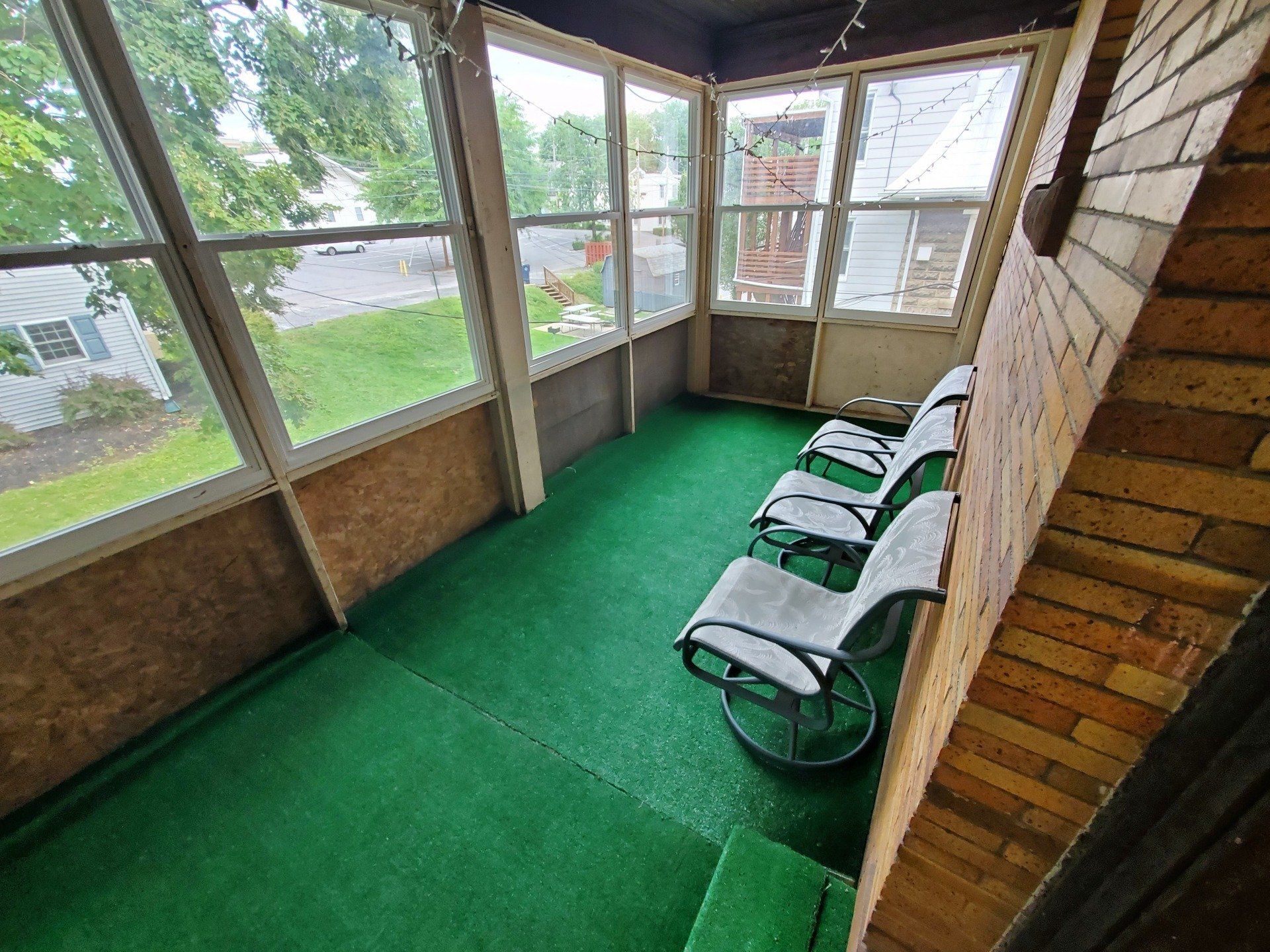 Outdoor covered patio area