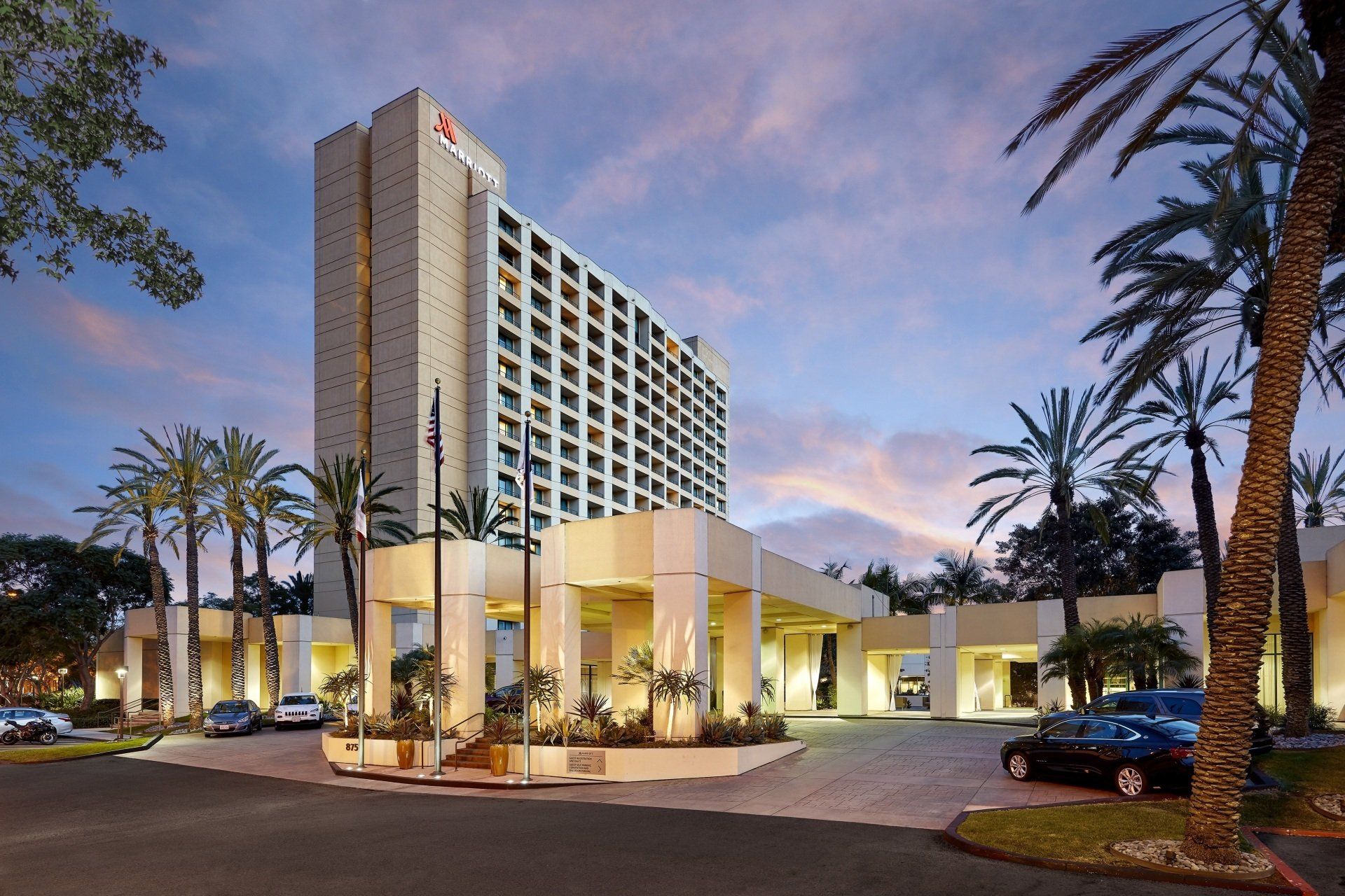 The San Diego Marriott Mission Valley Hotel front entrance in San Diego, Ca.